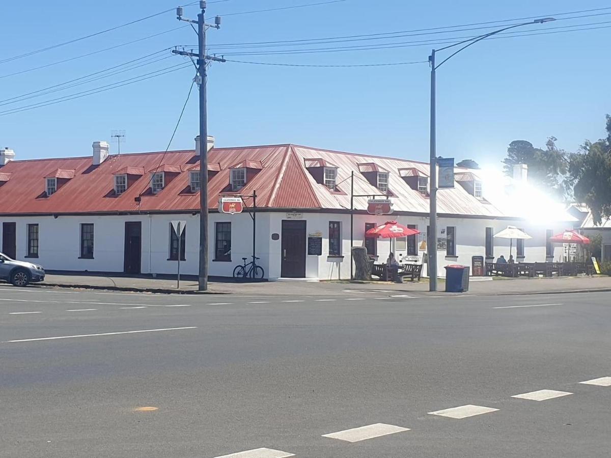 The Caledonian Inn Port Fairy Exteriér fotografie