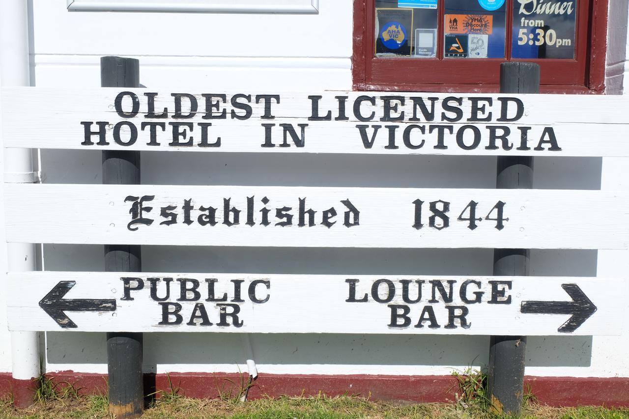 The Caledonian Inn Port Fairy Exteriér fotografie